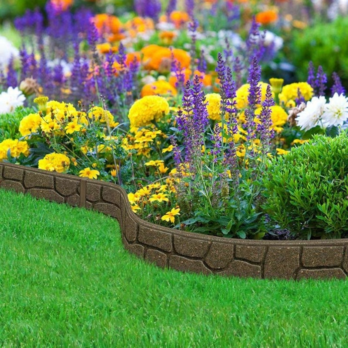Faire un parterre de fleurs rouges